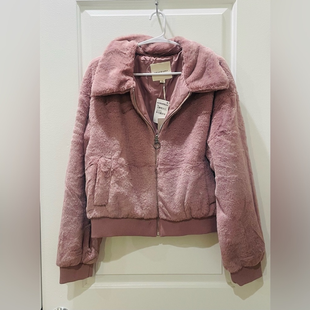 NEW…Thread & Supply Plush Faux-Fur Jacket - Picture 4 of 6